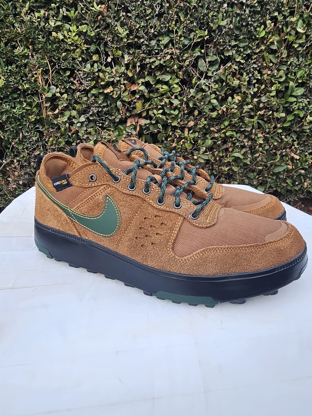 Nike City Premium Cordura Men’s Brown Suede Sneakers with Green Swoosh